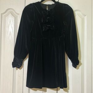 a loved a girls Long-Sleeve Velvet Bow Dress